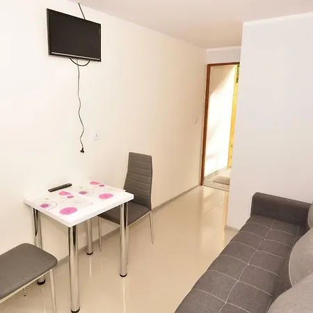 Nowe Komfortowe Albatros Jaktstuga *