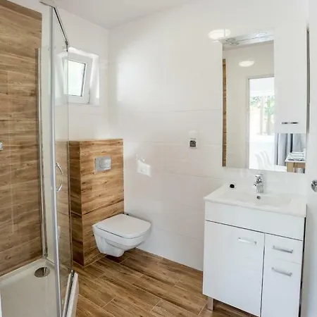 Nowe Komfortowe Albatros * 웨바