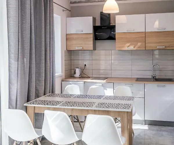 Nowe Komfortowe Albatros Gerendaház